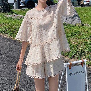 Set: Elbow-sleeve Perforated T-shirt + Shorts