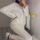 Set: U-neck T-shirt + Slit-side Boot-cut Pants