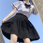 Short-sleeve Shirt / Bow Tie / Pleated Skirt / Set