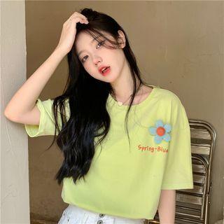 Short-sleeve Lettering Flower Detail T-shirt