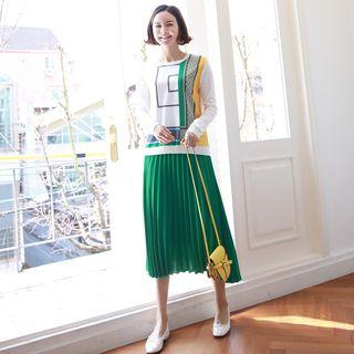 Colored Chiffon Accordion-pleats Skirt