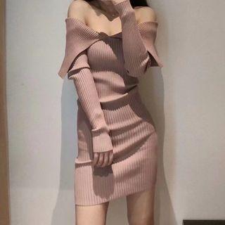 Off Shoulder Ribbed Knit Sheath Mini Dress