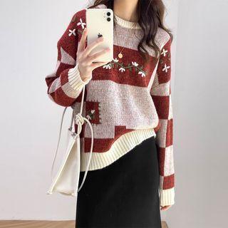 Round-neck Embroider Floral Oversize Sweatshirt Red - One Size