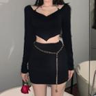 Cold-shoulder Chained Crop T-shirt / Pencil Skirt