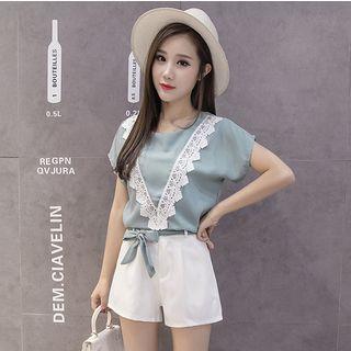 Set: Short-sleeve Lace Trim T-shirt + Shorts