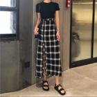 Short-sleeve T-shirt / Slit Check Midi Skirt