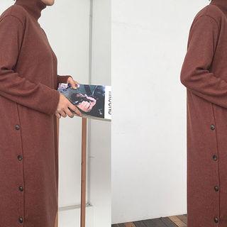 Buttoned Turtle-neck Long Dress