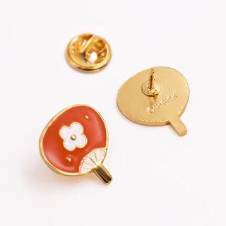 Hand Fan Styled Brooch