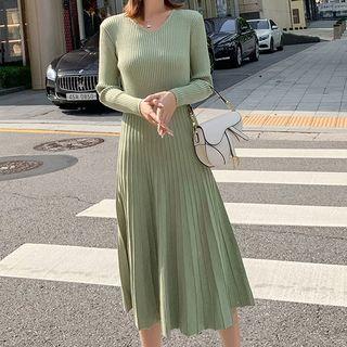 Long-sleeve Midi Knit Pleated Dress