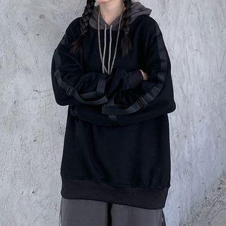 Buckled Sweatshirt / Sweatpants