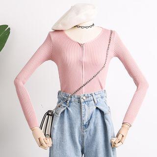 V-neck Zipper Knit Top