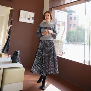 Set: Paisley-trim Knit Vest + Pleated Long Dress