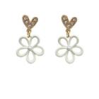 Heart Flower Rhinestone Alloy Dangle Earring 1 Pair - Gold & White - One Size
