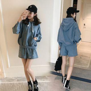 Set: Oversized Denim Pullover + Shorts
