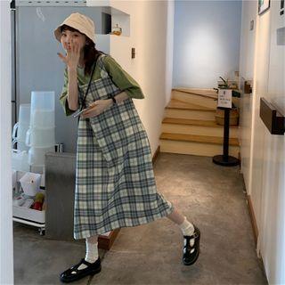 Elbow-sleeve T-shirt / Plaid Midi Jumper Dress