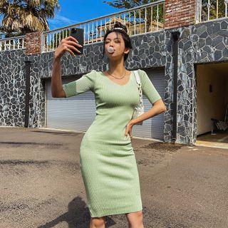 V-neck Bodycon Midi Knit Dress