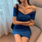 Short-sleeve Knit Top / Slim Fit Knit Skirt Blue - One Size