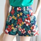High-waisted Floral Shorts
