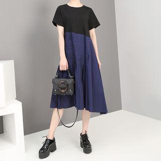 Panel Round-neck Accordion Pleat Dress