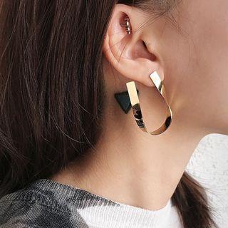 U-shape Stud Earring