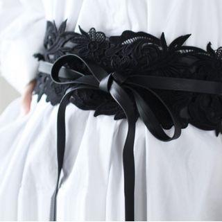 Lace Wide Belt