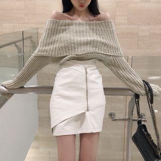 Off-shoulder Long-sleeve Plain Knit Top