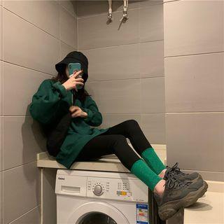 Sweatshirt / Paneled Leggings