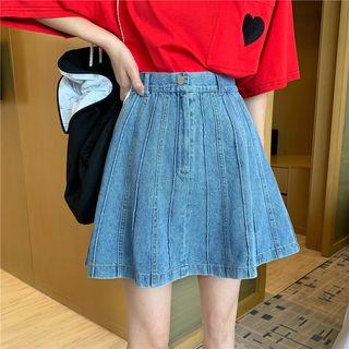 Heart Print Short-sleeve T-shirt / A-line Denim Skirt