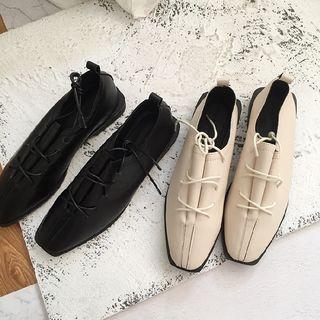 Faux Leather Pleated Lace Up Loafers