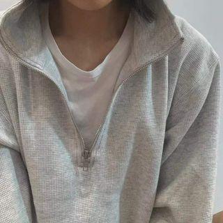 Half-zip Sweatshirt / Long-sleeve Plain T-shirt