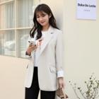 Letter-printed Hook-and-eye Blazer