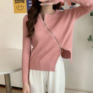 Zip-up Asymmetrical Knit Top
