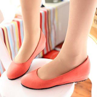 Low Wedge Pumps