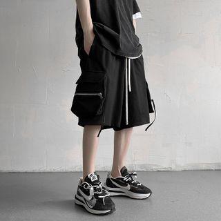 Zip-pocket Cargo Shorts