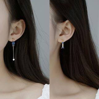 Non-matching Fish Bone Dangle Earring