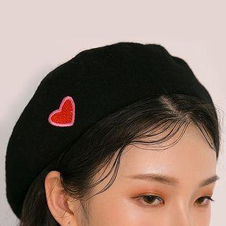 Heart Embroidery Beret Black - One Size