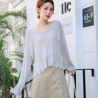 Long Sleeve Scallop Hem Knit Top