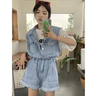 Sleeveless Denim Romper / Short-sleeve Lettering T-shirt