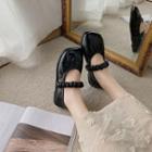 Square-toe Shirred Strap Sandals