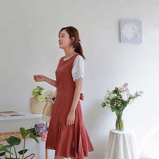 Sleeveless Tie-waist Linen Dress
