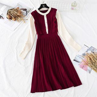 Ruffle Trim Panel Sleeve Knit Dress