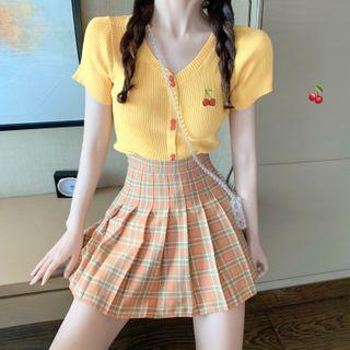 Short-sleeve Cherry Embroidered Knit Top / Plaid Pleated Mini Skirt