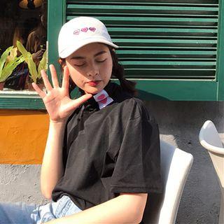 Embroidered Short-sleeve Mock Neck T-shirt