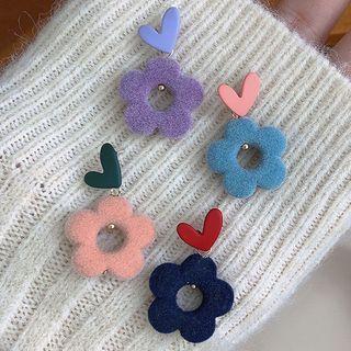 Heart & Flower Flannel Dangle Earring