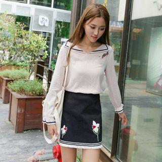 Set: Long-sleeve Contrast-trim Top + Paneled Skirt