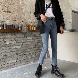 Asymmetric Frayed Hem Ripped Cropped Skinny Jeans