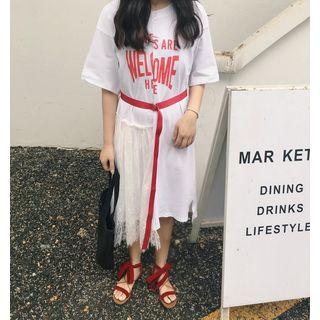 Lace Overlay Lettering Elbow Sleeve T-shirt Dress