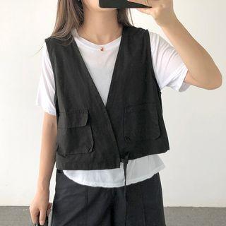 Pocket Detail Crop Vest