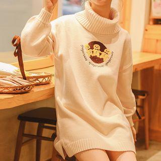 Ginger-bread Embroidered Turtleneck Sweater