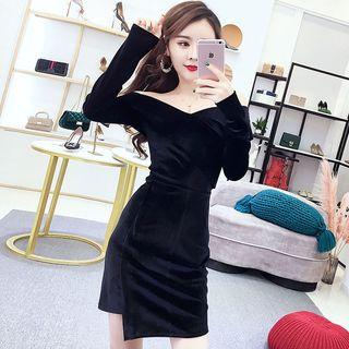 Off-shoulder Velvet Mini A-line Dress